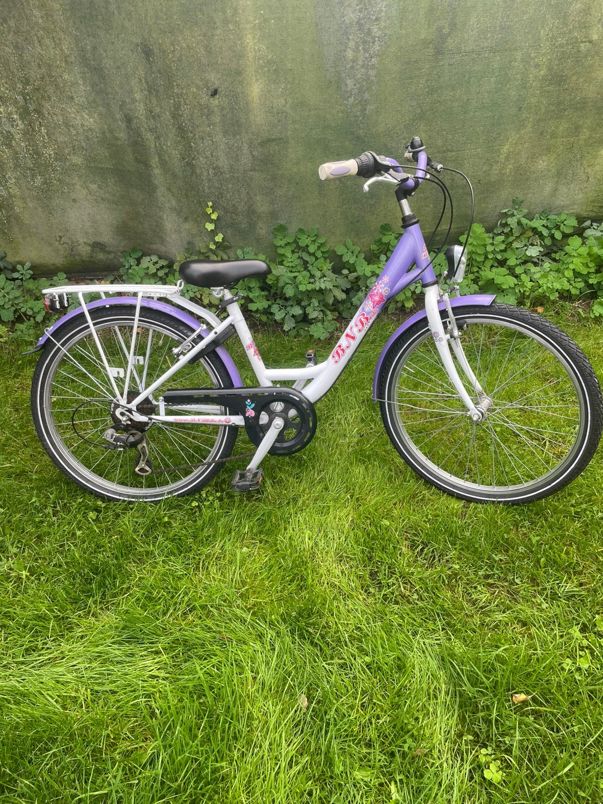 Meisjesfiets 24 inch BnB Bike Flowerkid, Vitesses, Comme neuf, Enlèvement, Frein sur jante