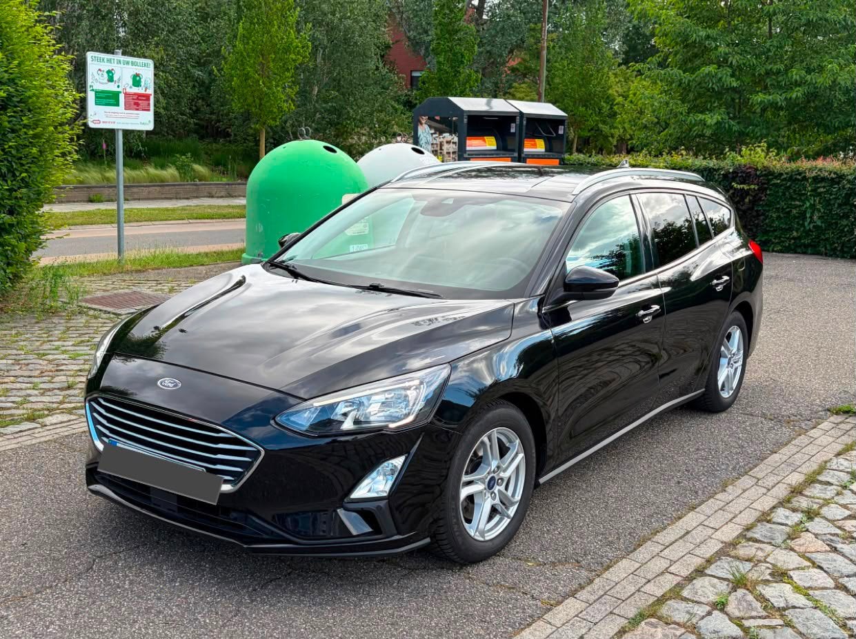 Ford Focus 2020 1.5 diesel Automaat Veel Opties GEKEURD VVK!, Auto's, Start-stop-systeem, Zwart, 5 deurs, Particulier