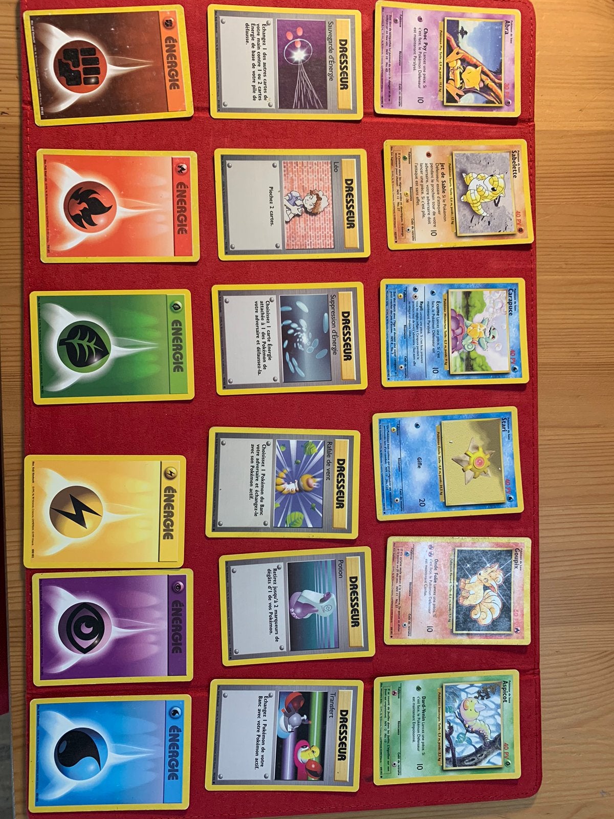 Pokémon Set de base, Hobby & Loisirs créatifs, Jeux de cartes à collectionner | Yu-gi-Oh!, Utilisé, Plusieurs cartes, Enlèvement ou Envoi