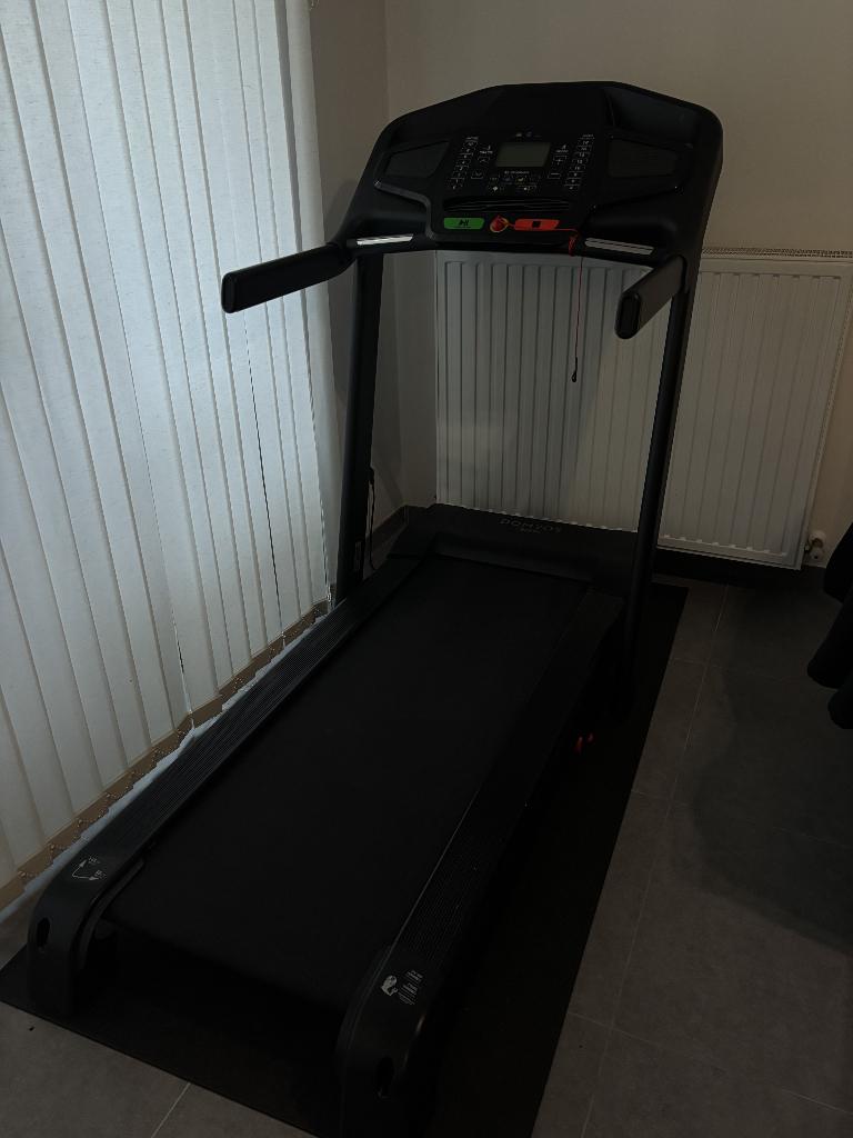 Tapis de course Domyos T900B, Sports & Fitness, Course, Jogging & Athlétisme, Neuf, Compteur de vitesse ou Podomètre, Autres marques