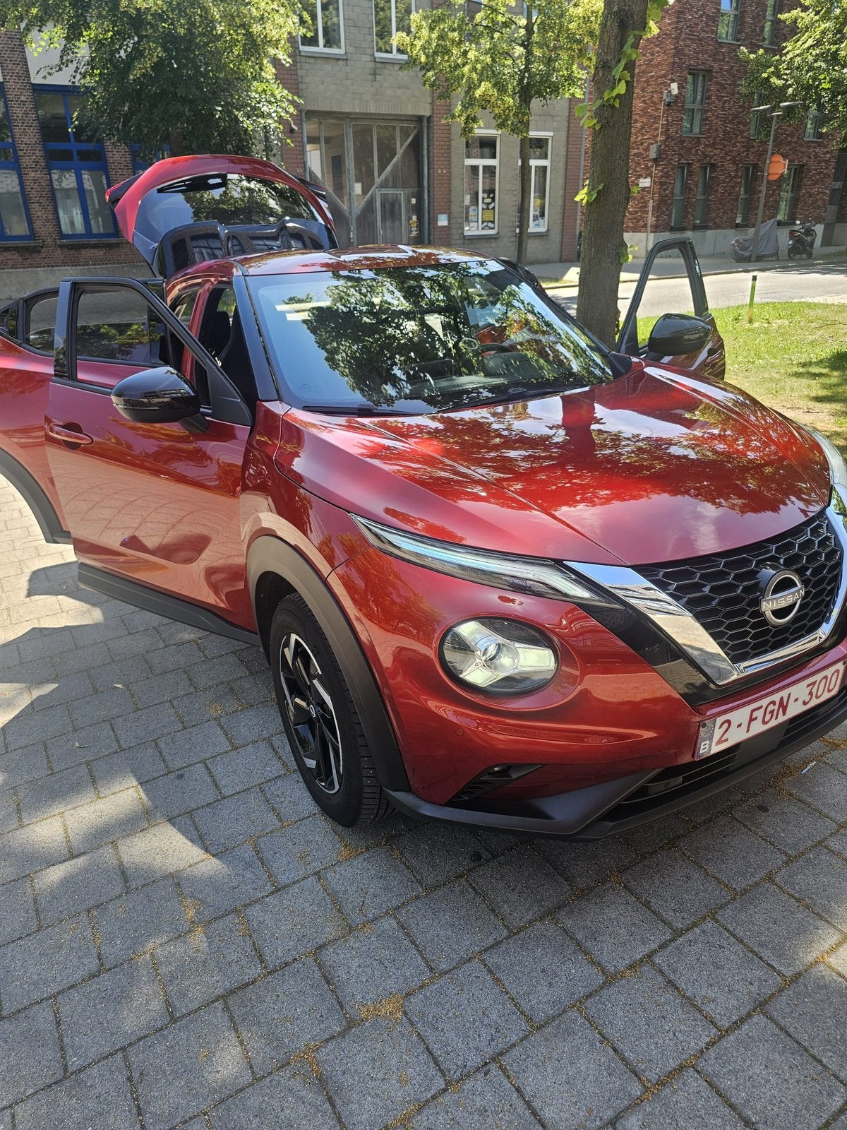 Nissan Juke 11/2022 in nieuw staat, Auto's, Monovolume, Leder en Stof, 5 zetels, 5 deurs