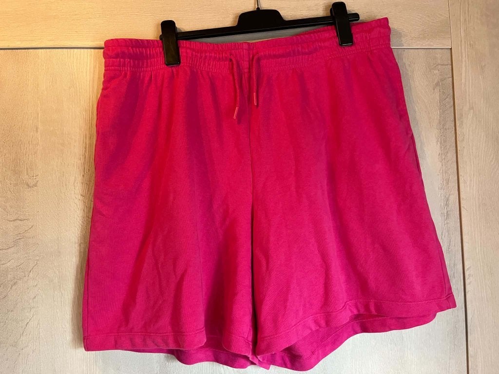 short roze c&a 50, Enlèvement ou Envoi, Porté, Rose, Pantalon ou Jeans