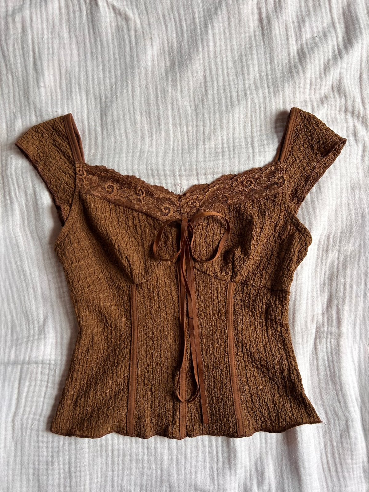 Top en dentelle vintage marron, Manches courtes, Enlèvement ou Envoi, Taille 36 (S), Comme neuf