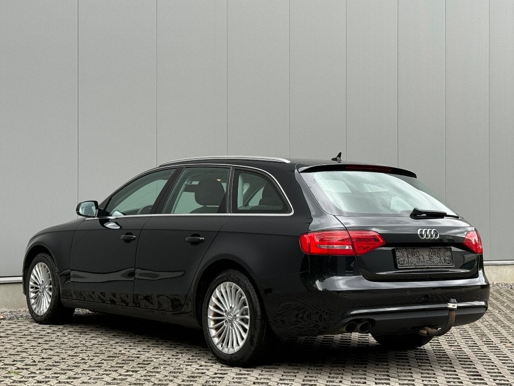 Audi A4 Avant 2.0 TDi Cruise Navi ParkSensor DigAirco, Autos, Euro 5, Achat, Entreprise, A4