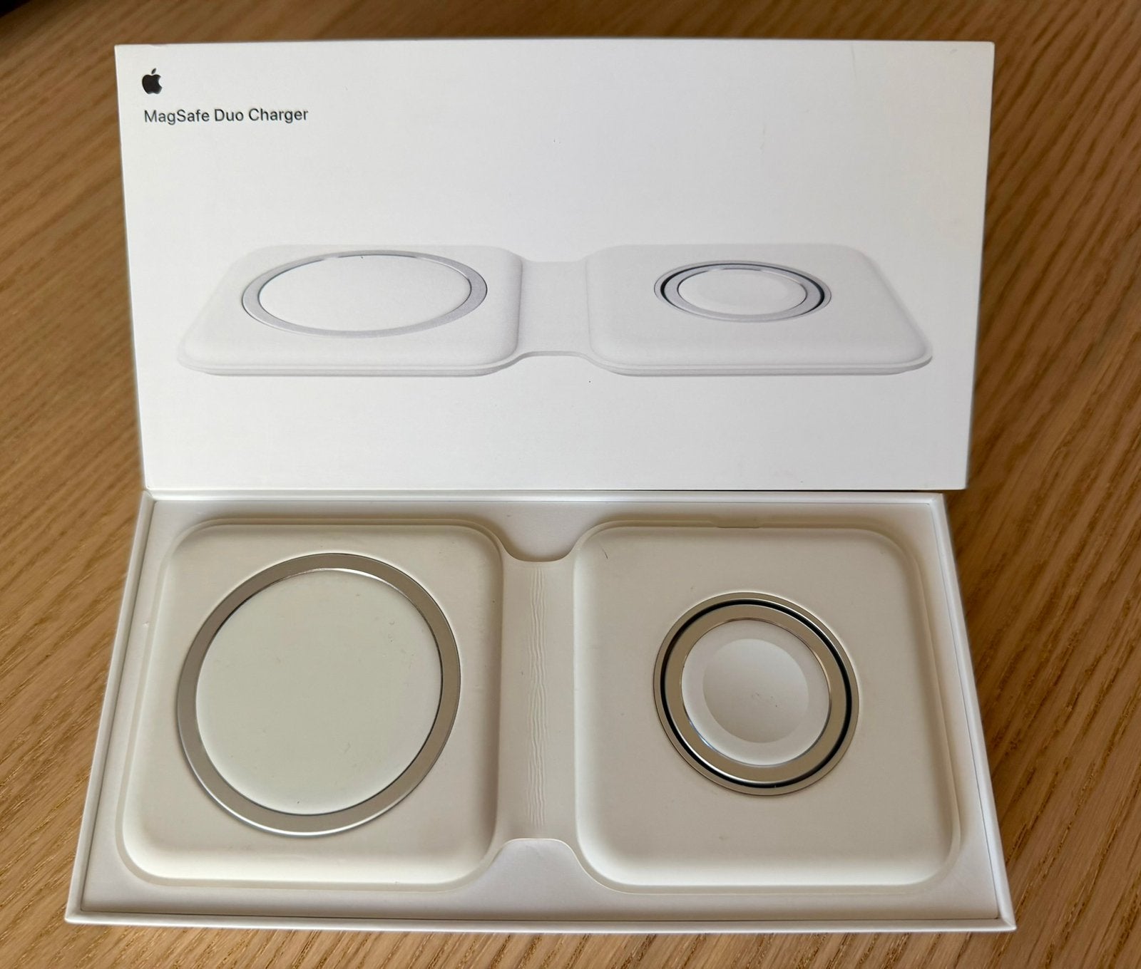 Magsafe Duo Charger, Télécoms, Téléphonie mobile | Chargeurs pour téléphone, Lightning, Enlèvement, Station de charge, Apple