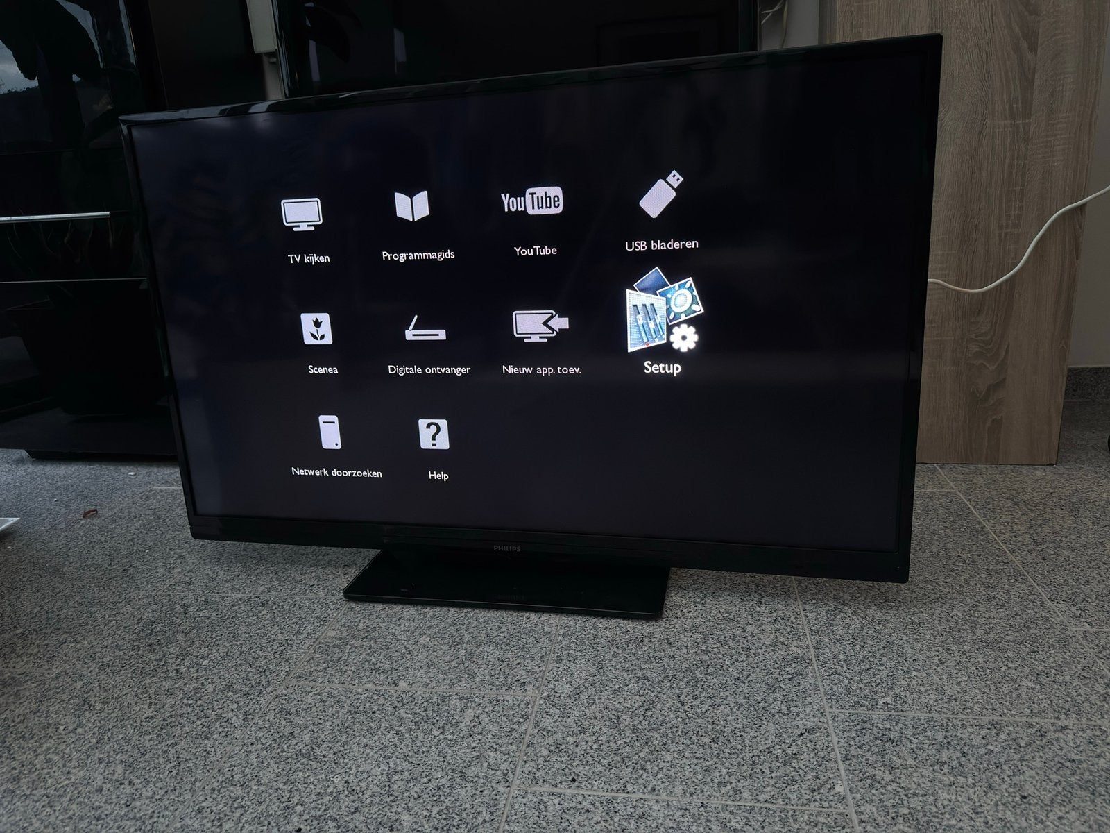 TV Philips 3800 Series LED - 46 inch (117 cm), Audio, Tv en Foto, Ophalen, Philips, LED, Zo goed als nieuw