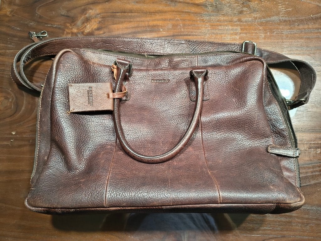 Zakelijke laptoptas in leder, Computers en Software, Laptoptassen, Ophalen, Gebruikt, Schoudertas, Burkely