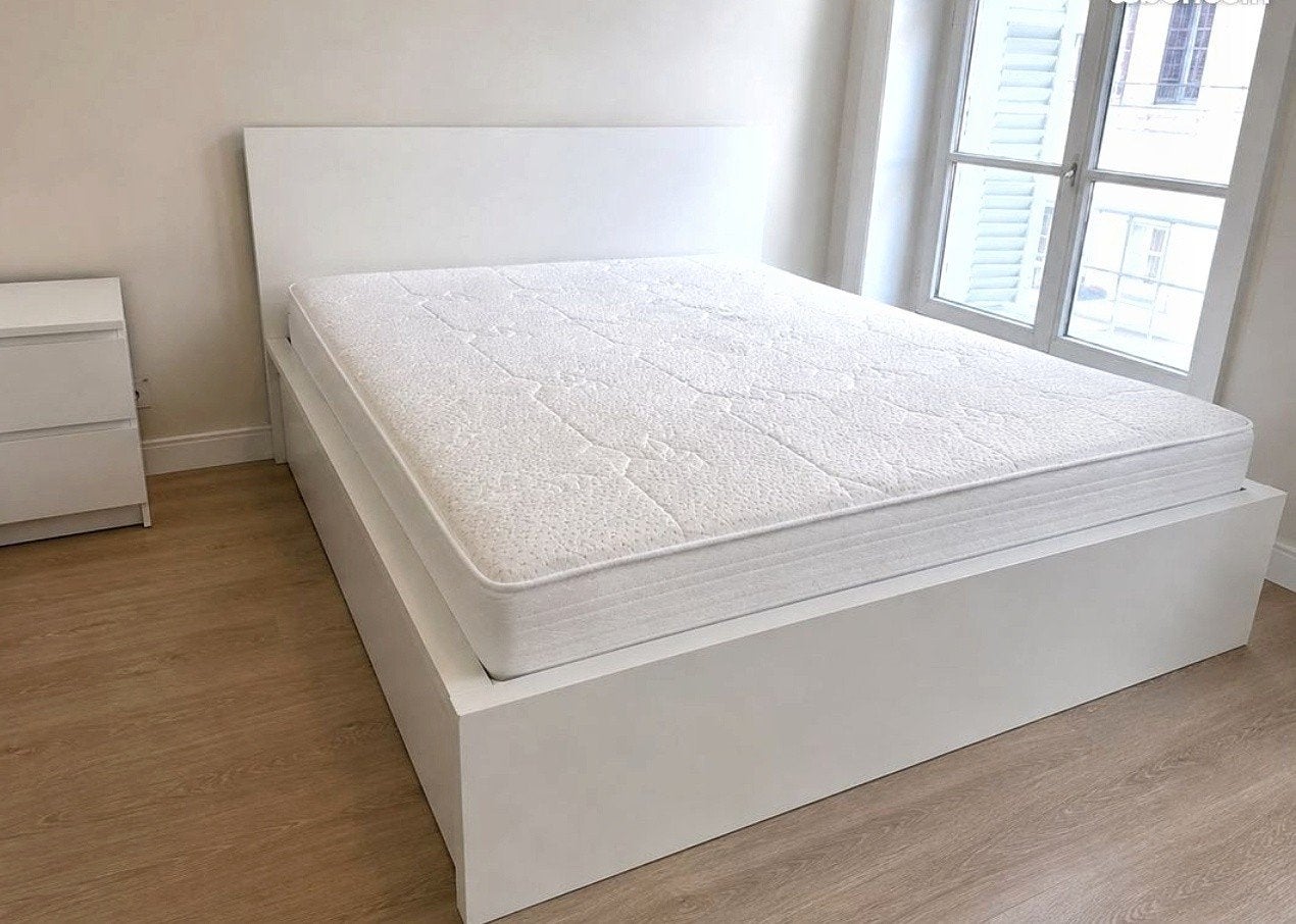 Lit coffre malm 2 persones + sommier 160 x 200 TRÈS BON ÉTAT, Enlèvement, Utilisé, 200 cm, Blanc