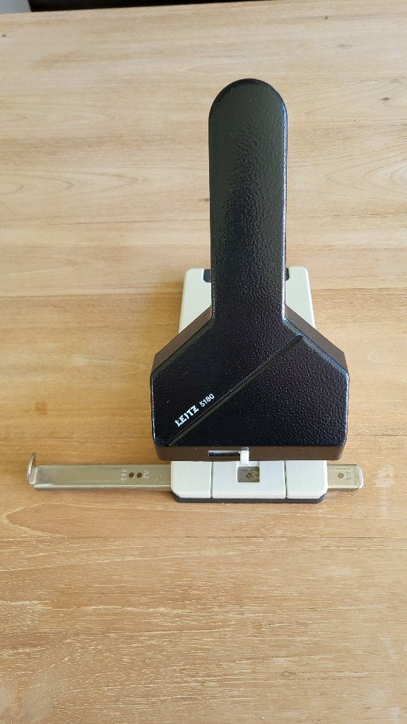 Perforator LEITZ 5180 Heavy Duty Metal, Ophalen, Zo goed als nieuw