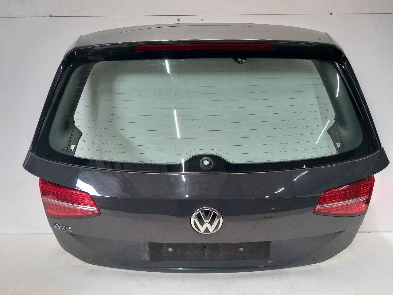 Achterklep Volkswagen Passat, Onderdelen@venauto.nl, Van der Ven Autorecycling B.V., Gebruikt, Ettenseweg 76, 4706 PB Roosendaal, The Netherlands