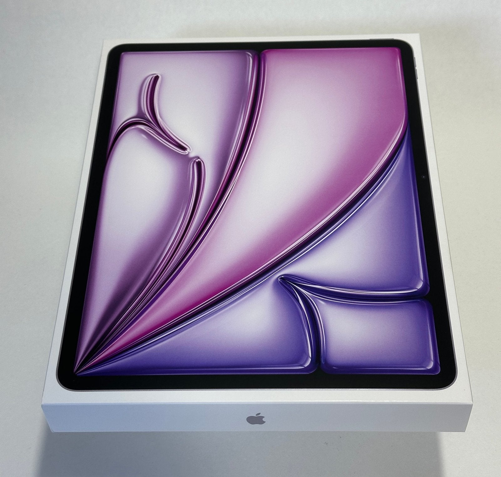 iPad Air 13 inch M2 256GB, Starlight & Purple Nieuw in Doos, Computers en Software, Apple iPads, 13 inch of meer, Overige kleuren