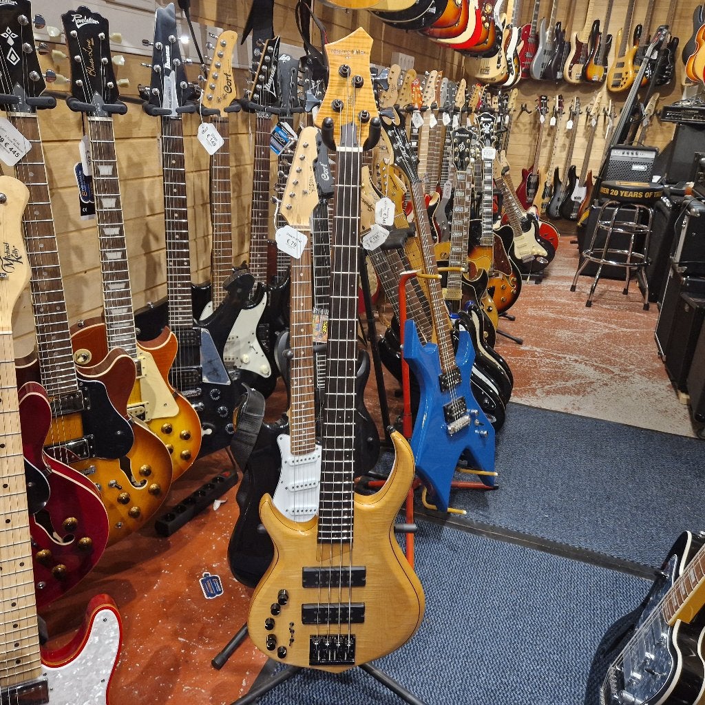 Sire Marcus Miller M7+ S4L 2e gén gaucher, Enlèvement, Comme neuf, Électrique