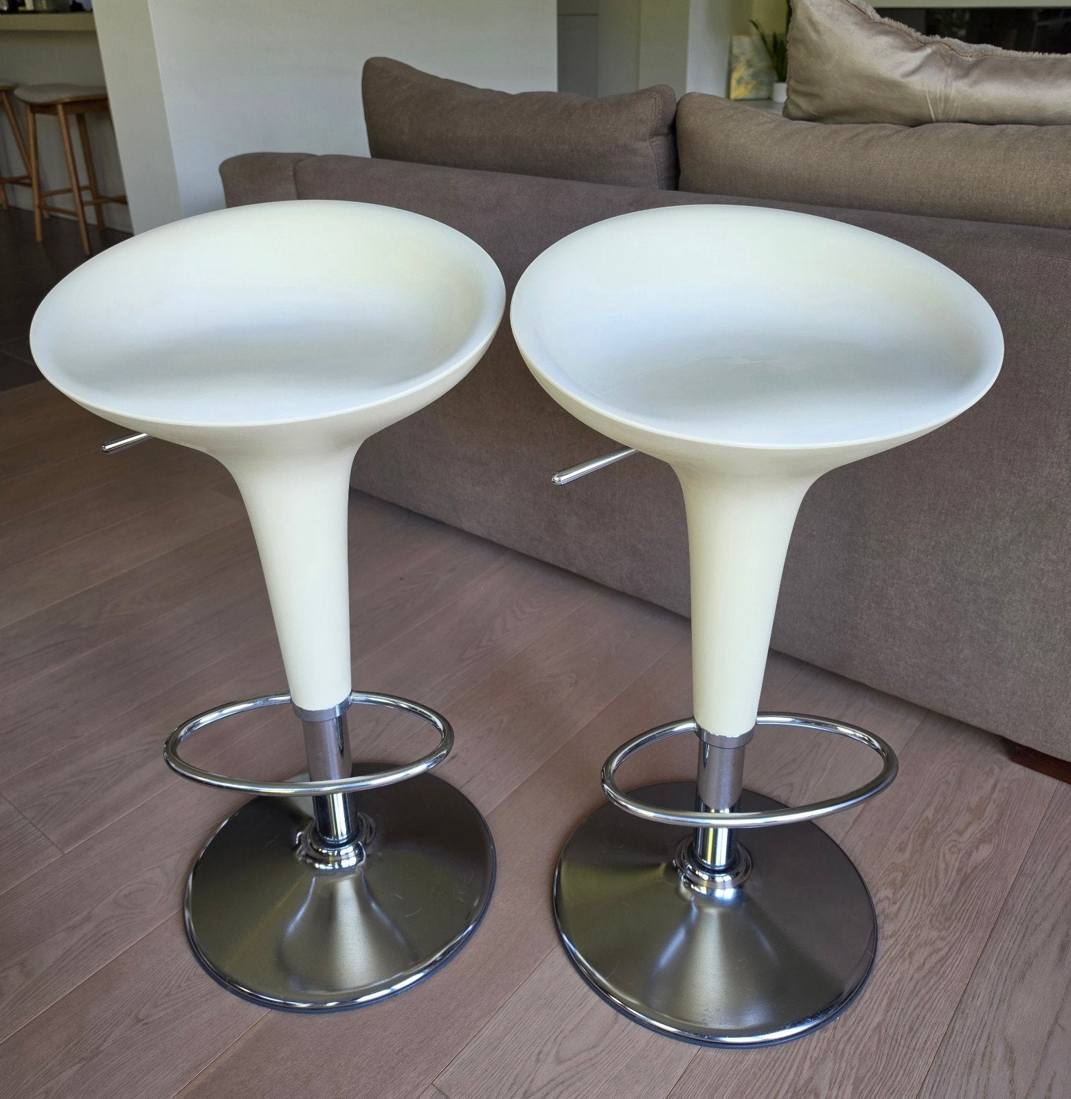 2 Magis Bombo barkrukken, Maison & Meubles, Enlèvement