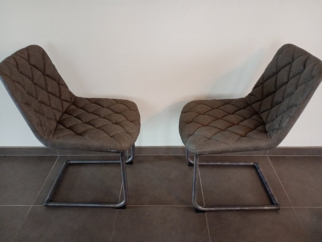 NIEUW - 2 taupe eetkamerstoelen, Maison & Meubles, Neuf, Enlèvement ou Envoi, Cuir, Deux