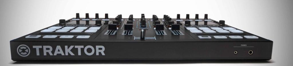 Traktor Kontrol DJ mengpanelen (S5 X1 Z1), Musique & Instruments, DJ sets & Platines, Comme neuf, Platine, Enlèvement