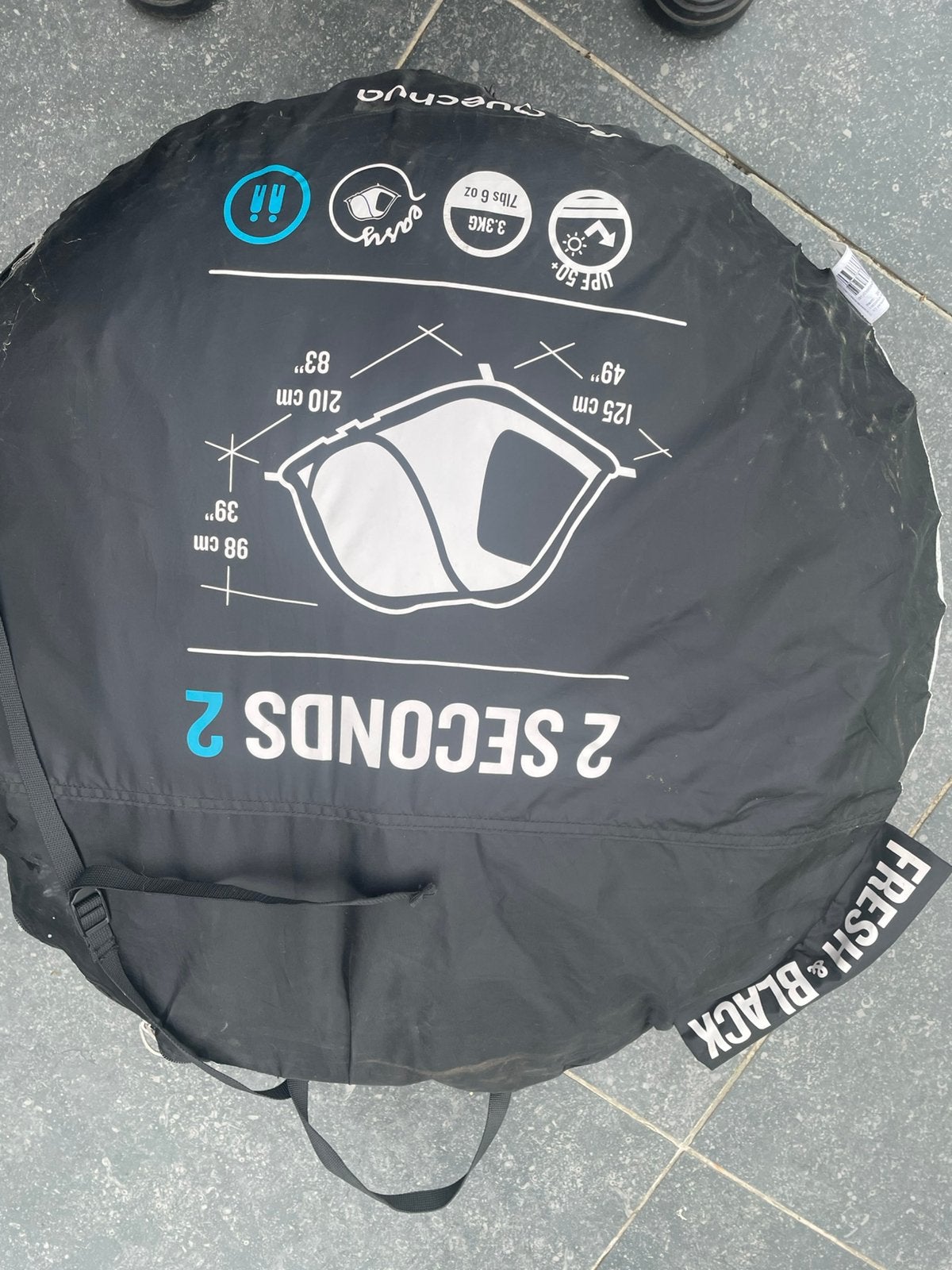 Kampeertent Quechua 2 seconds fresh & black, Caravans en Kamperen, Tenten, Ophalen, Zo goed als nieuw