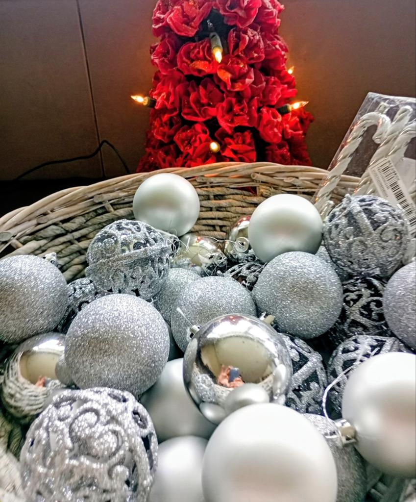 Gratis Kerst Decoratie. Diest. Lees beschrijving!, Diversen, Kerst, Ophalen
