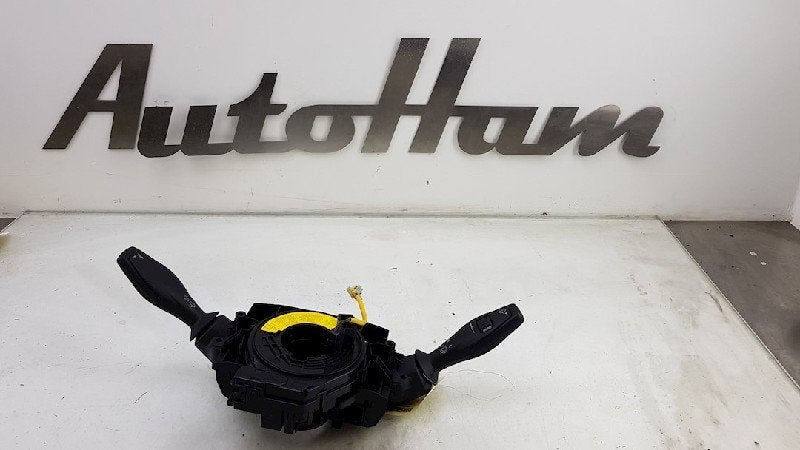 COMBINE COMMODO Ford Fiesta 6 (JA8) (01-2008/01-2018), Henry-Ford-Straße  1
50735  Köln, DE, Ford-Werke GmbH, Kunden@ford.com
