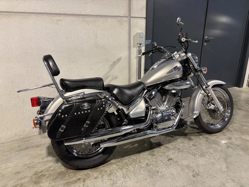Suzuki VL 250 Intruder lichte wendbare cruiser, Motos, Entreprise, Chopper, 12 à 35 kW, 250 cm³