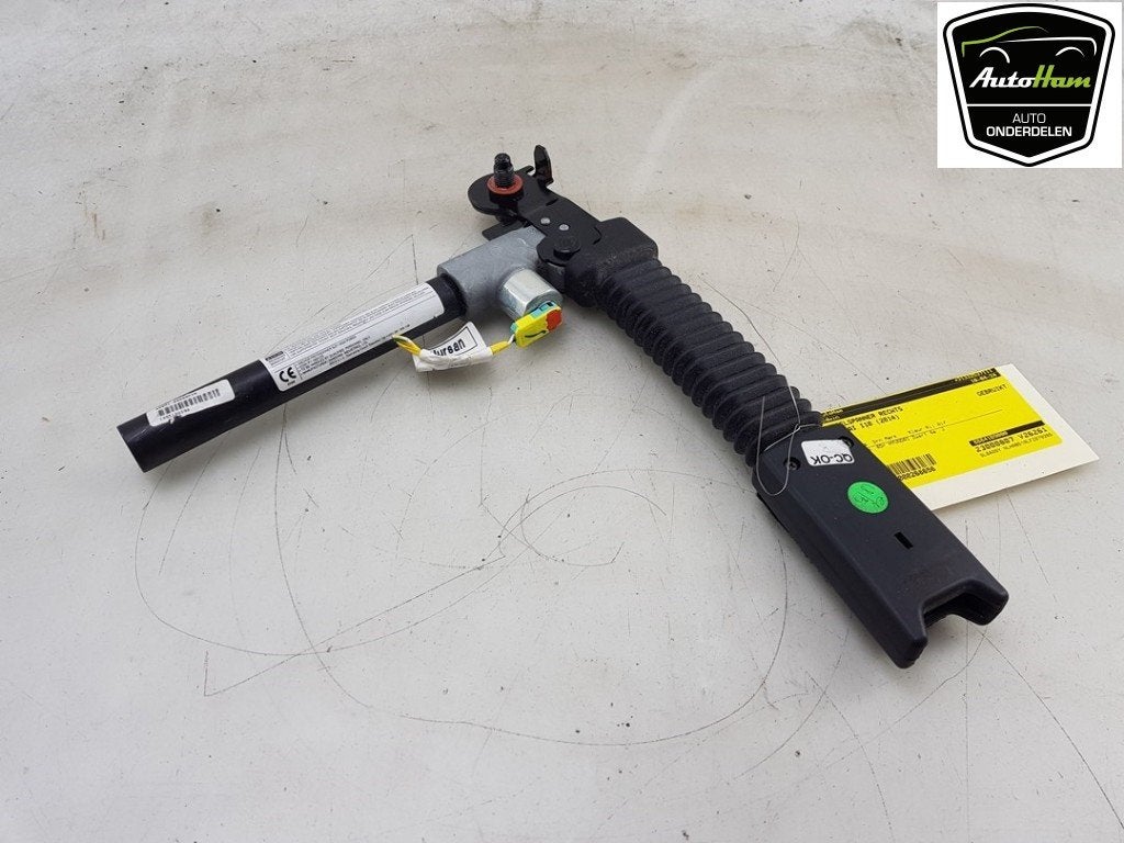 CEINTURE TENSIONNEUR AVANT DROIT Hyundai i10 (B5), Utilisé, Hyundai