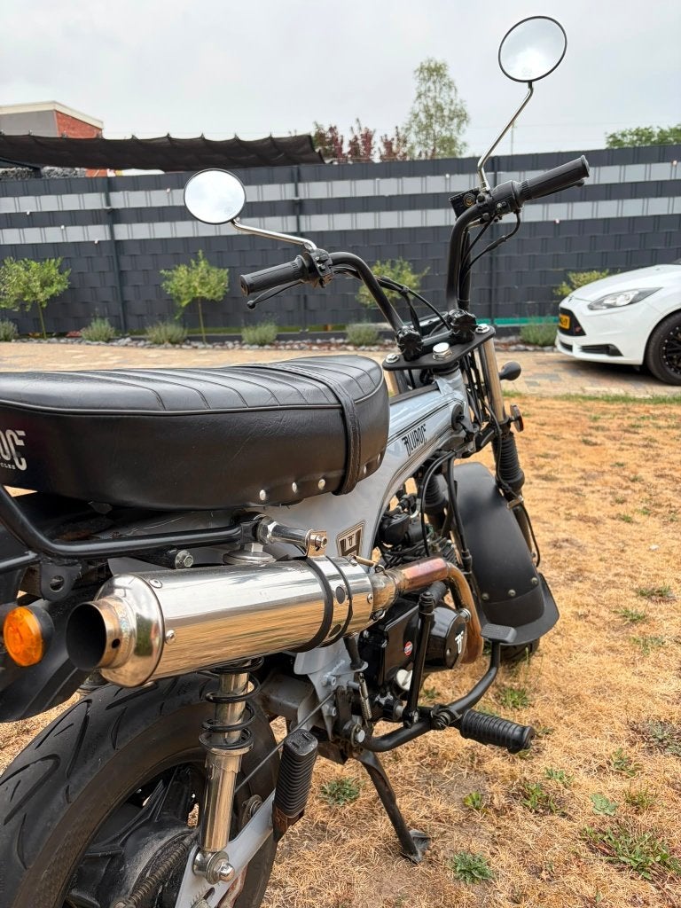 Bluroc DAX 50 cc, Fietsen en Brommers, Ophalen, Overige modellen, Klasse B (45 km/u), Zo goed als nieuw