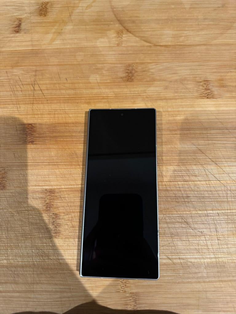 Samsung Z Fold6 Black. ZGAN, komt in magneethoes, Enlèvement