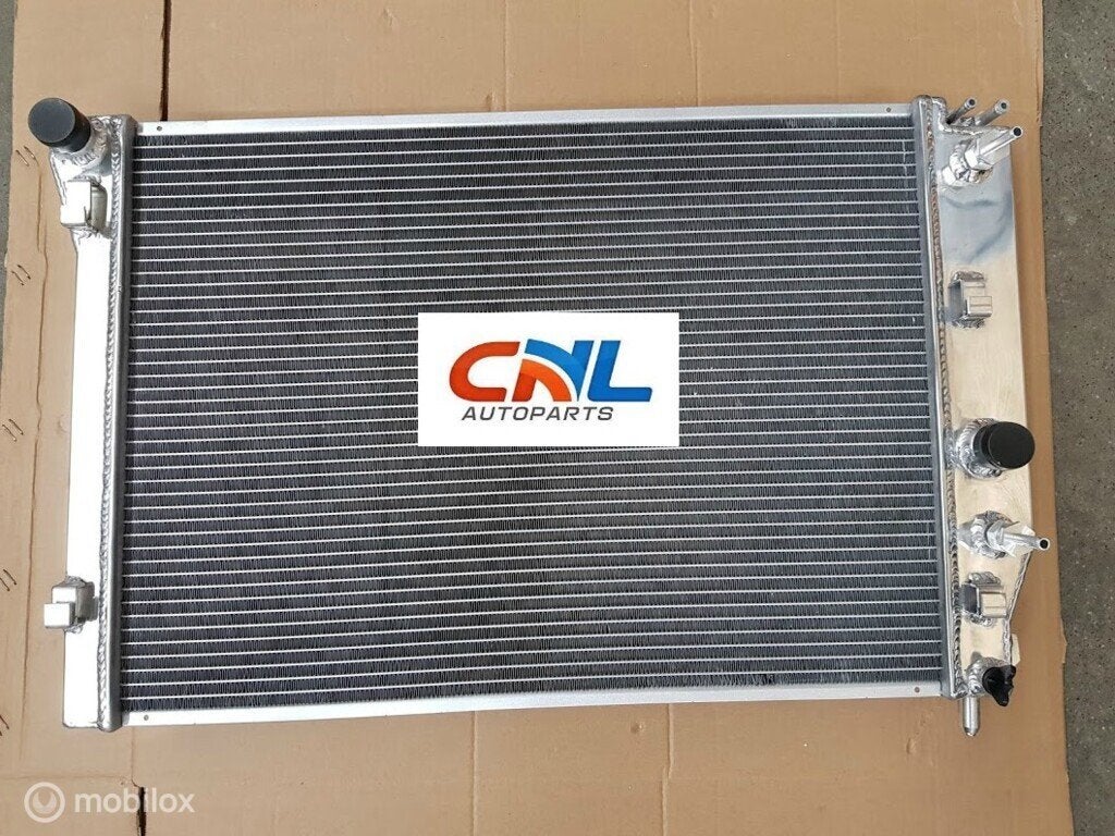 Radiateur CHEVY CORVETTE Z06 C5 350 5.7L V8 1997-2004 98 99, Autos : Pièces & Accessoires, Neuf, Enlèvement ou Envoi
