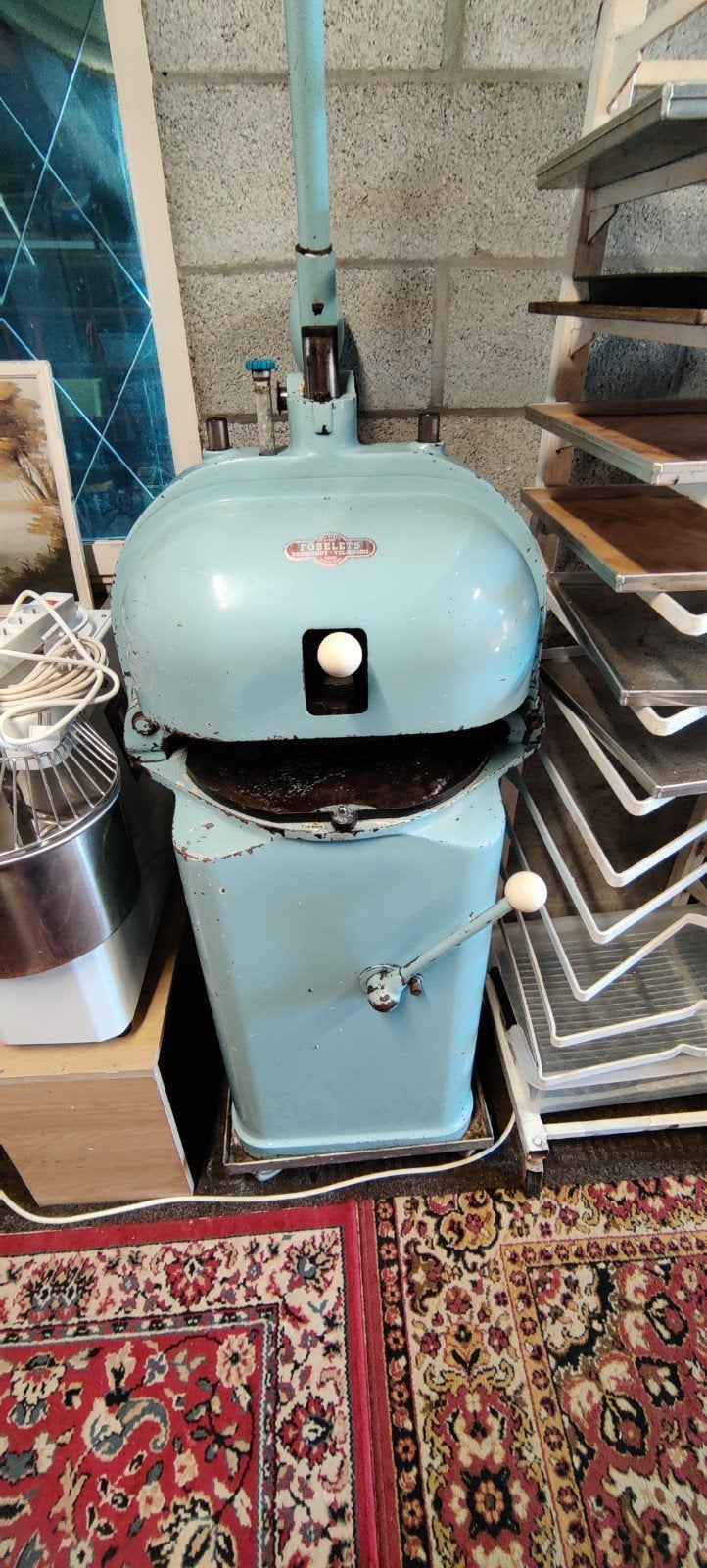 Bakkerij machine. Opbol/ pistolet machine, Ophalen, Gebruikt