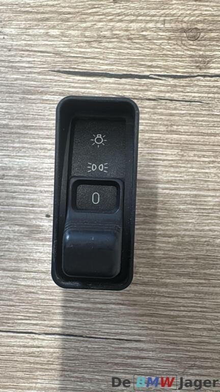 Licht schakelaar BMW 5-serie E34  61318351235, Auto-onderdelen, Dashboard en Schakelaars, Gebruikt, Ophalen of Verzenden, BMW