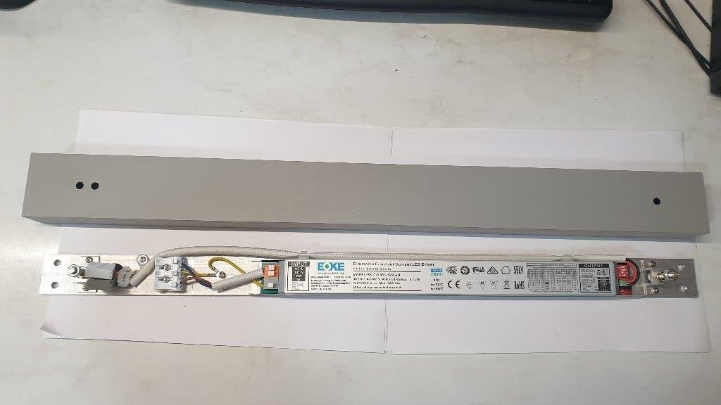 jw1419: led driver 1200 tot 1650mA in grijze bar: 600x55mm, Enlèvement ou Envoi, Neuf
