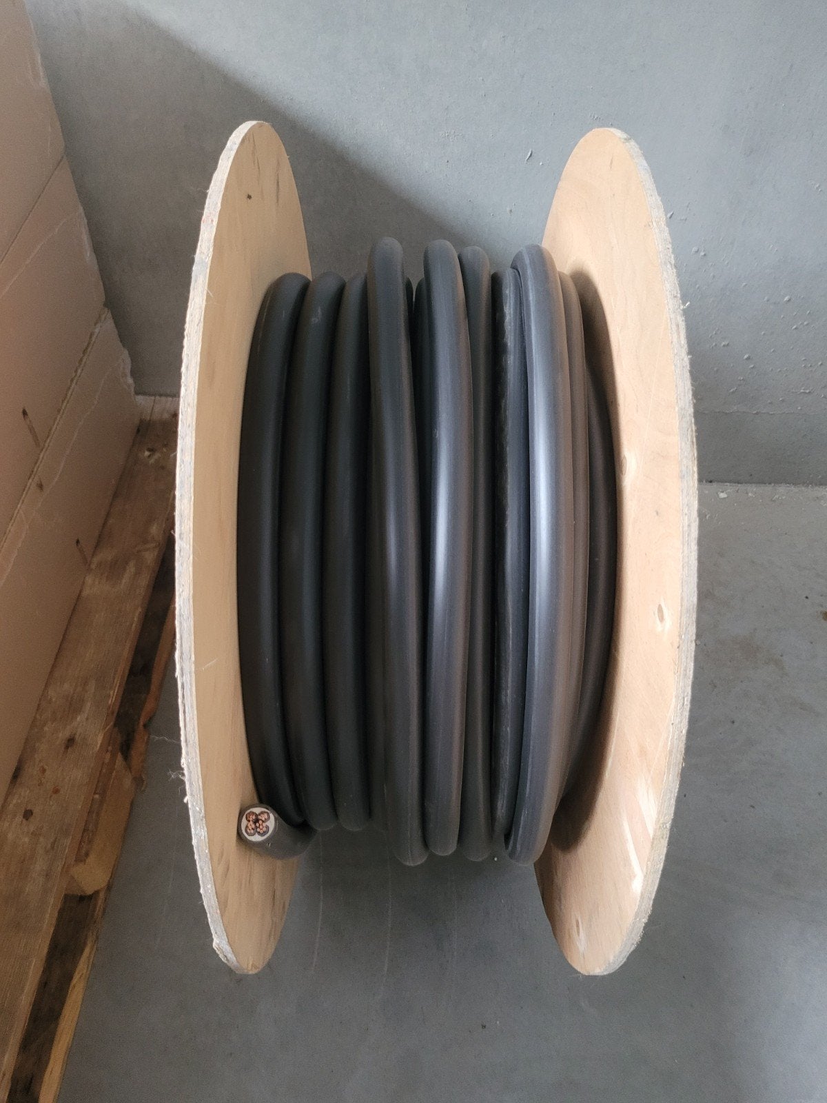 Aansluitkabel elektriciteit EXVB 425, Ophalen