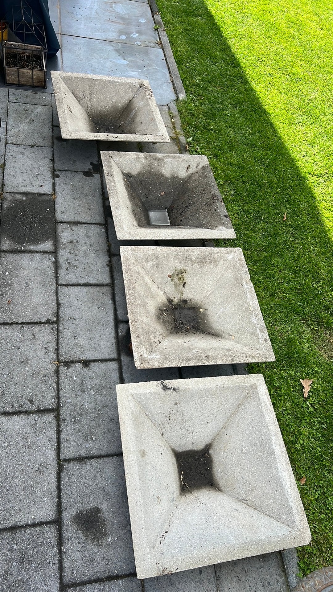4x bloembak / tuinschaal in zwaar beton, Ophalen, Zo goed als nieuw, Beton