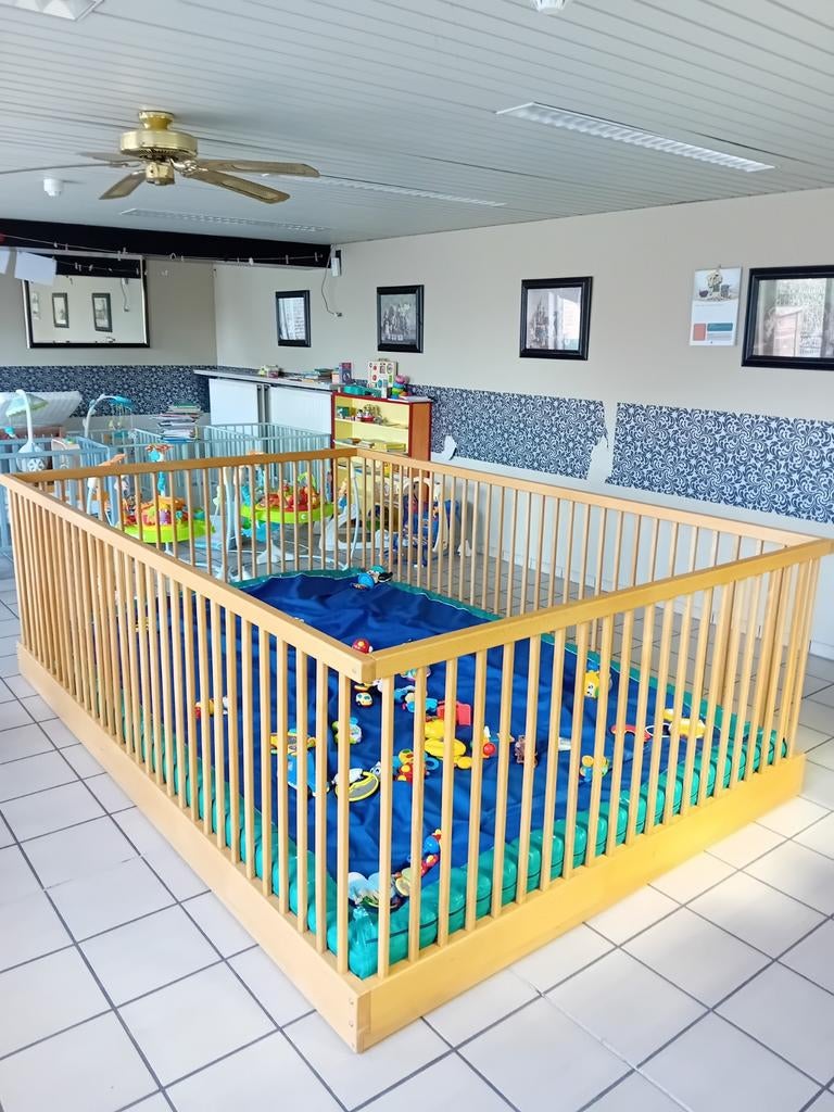 Groot kinderpark, Kinderen en Baby's, Ophalen, Wieltjes