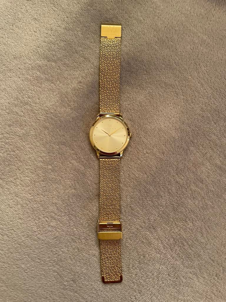 VICTORIA fijn goudkleurig edelstaal dames horloge als NIEUW, Ophalen, Zo goed als nieuw
