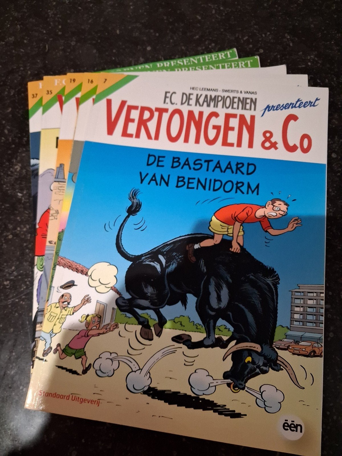 5 x VERTONGEN & CO, Boeken, Stripverhalen, Ophalen