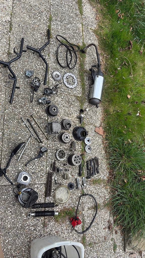Alles mag weg, Fietsen en Brommers, Brommeronderdelen | Algemeen, Ophalen, Zo goed als nieuw