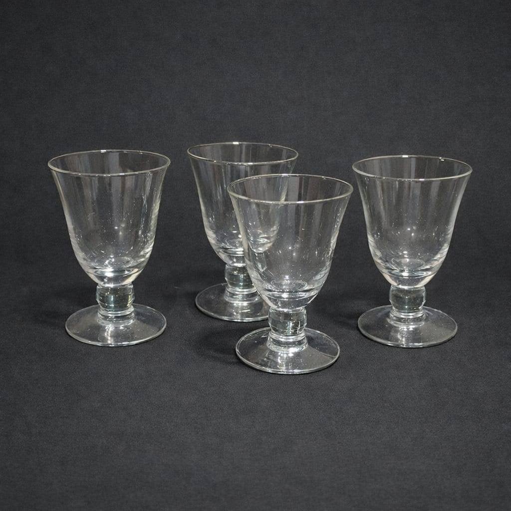 Quatre verres de L. Dake & Zn., Enlèvement