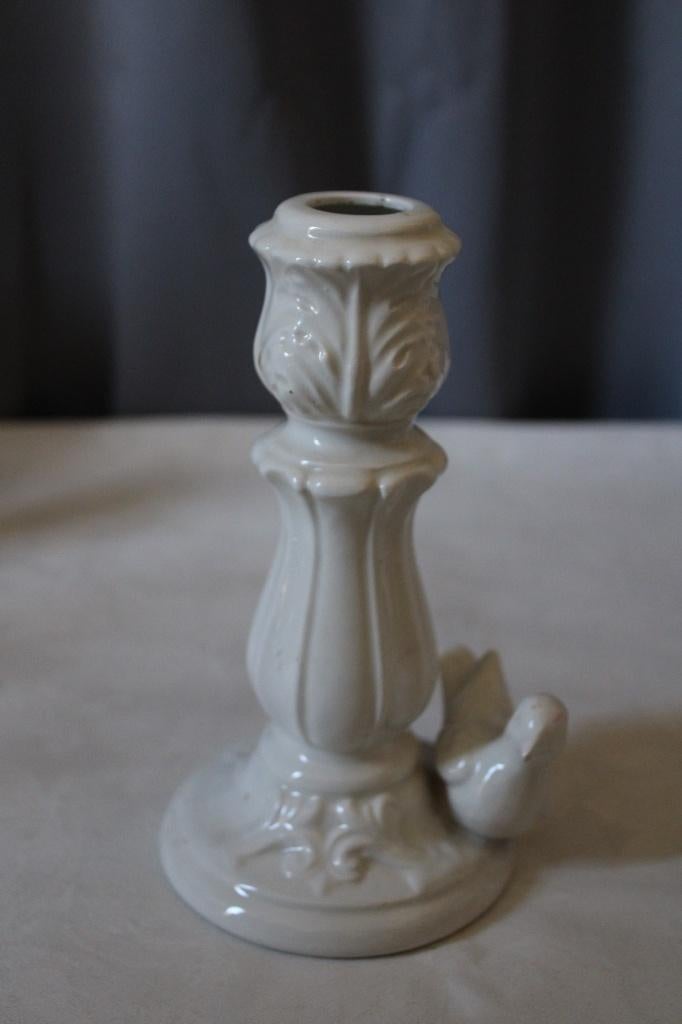Kandelaar met vogel wit porselein Hoogte 18 cm, Huis en Inrichting, Overige materialen, Gebruikt, Wit, Ophalen of Verzenden