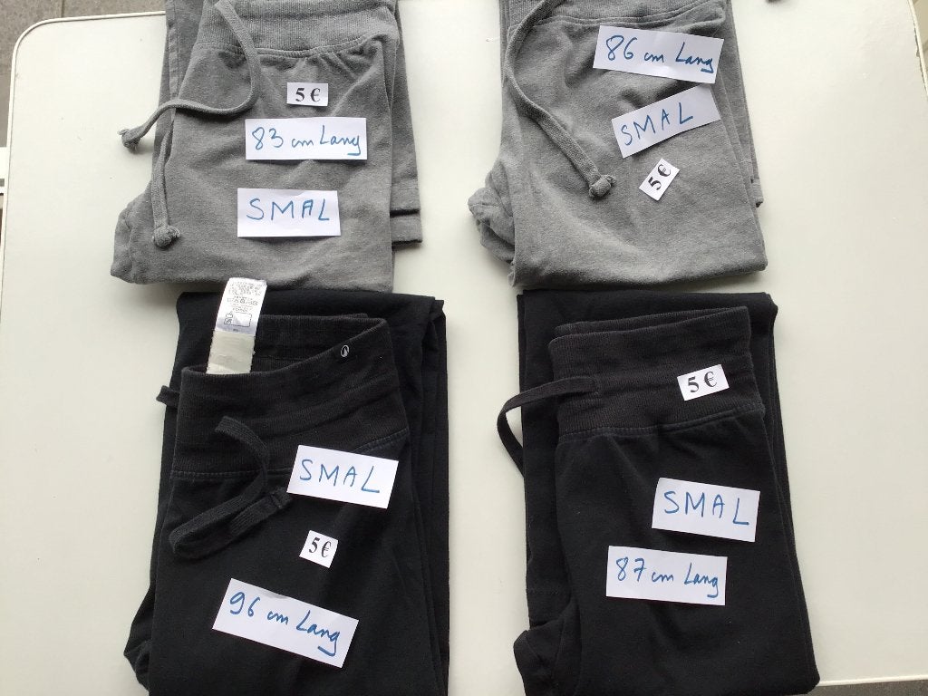 4 trainingsbroeken smal aan 5 euro per broek, Kleding | Dames, Ophalen of Verzenden, Zo goed als nieuw