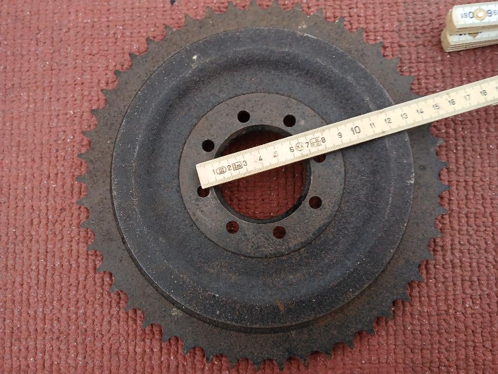 Nr. 8. Achterste kettingwiel voor Engelse motorfiets, Motoren, Ophalen of Verzenden, Nieuw