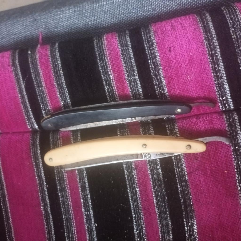 2 vintage Selingen Wald Otto Busch scheermesjes, Ophalen