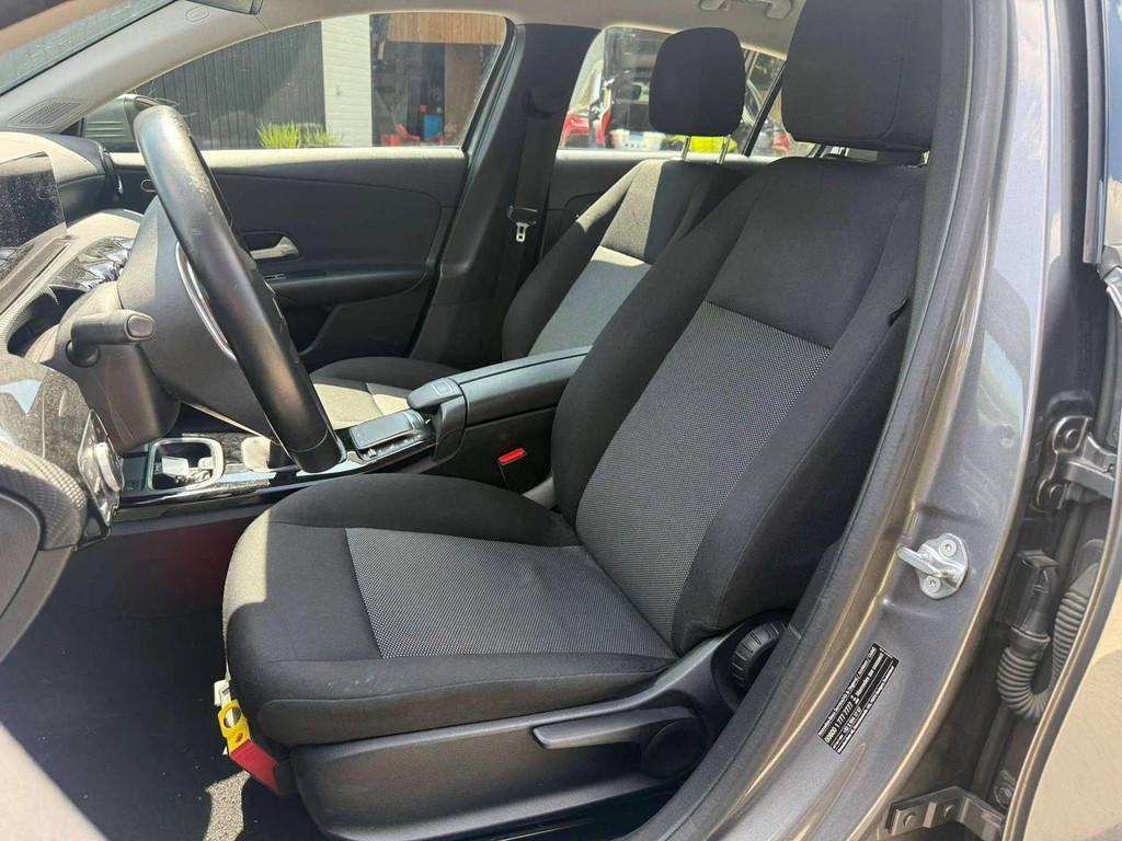 Mercedes-Benz A-CLASS 160 A 160 (bj 2021), Auto's, Stof, Gebruikt, https://public.car-pass.be/vhr/5ef8ddee-b935-48b5-b62c-da38d8035c9a