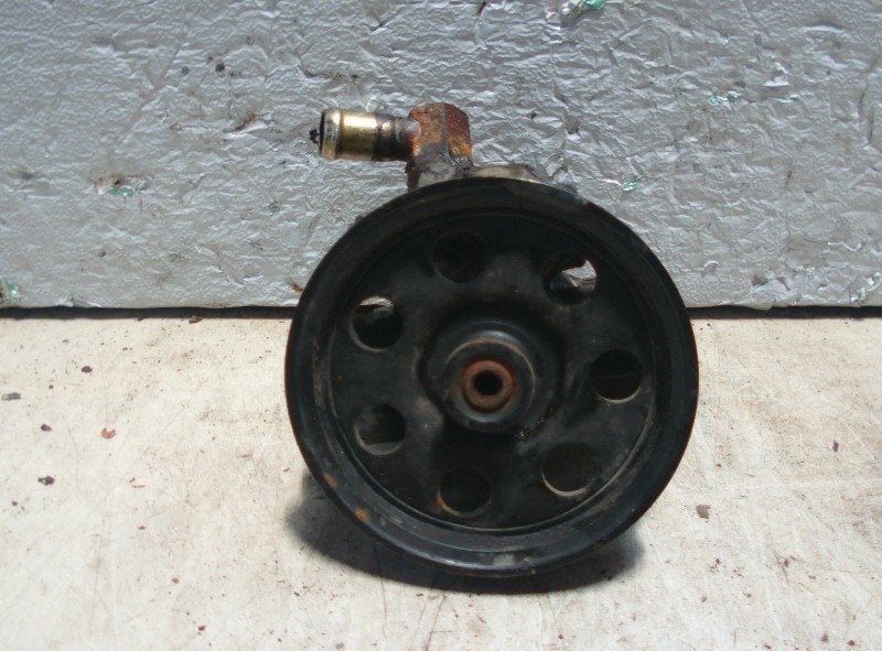 POMPE DE DIRECTION Ford Focus 1 ST (01-2002/11-2004), Henry-Ford-Straße  1
50735  Köln, DE, Ford-Werke GmbH, Kunden@ford.com, Ford