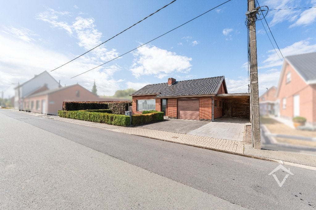 Alleenstaande woning met 3 slaapkamers en garage te Torhout, 433 kWh/m²/jaar, 500 tot 1000 m², Vrijstaande woning, 3 kamers
