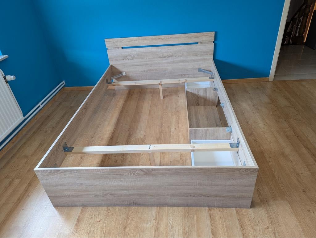 Tiener bed 140x200 bed, Huis en Inrichting, Slaapkamer | Bedden, Ophalen