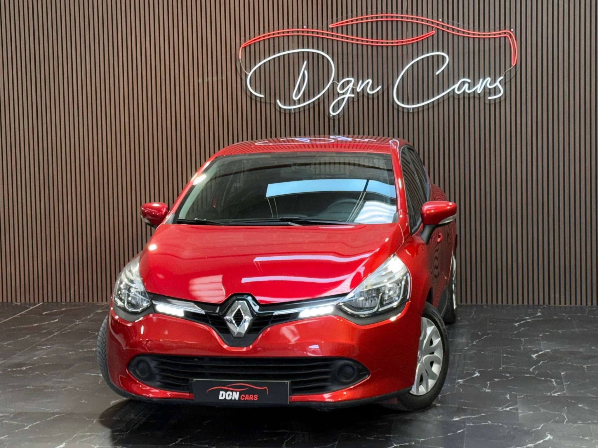 Renault Clio Clio 1.2i Collection (bj 2015), Auto's, Renault, Euro 5, Stof, Zwart, 4 cilinders