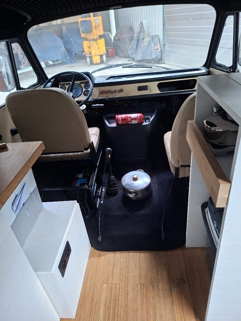 Van mercedes, Boîte manuelle, Isolation hivernale, Mercedes, Modèle Bus ou Fourgon aménagé