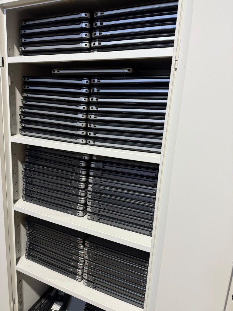 Partij 85x i5 laptops export. Dell / Toshiba. Alles getest., Qwerty, 8 GB, Enlèvement, Utilisé