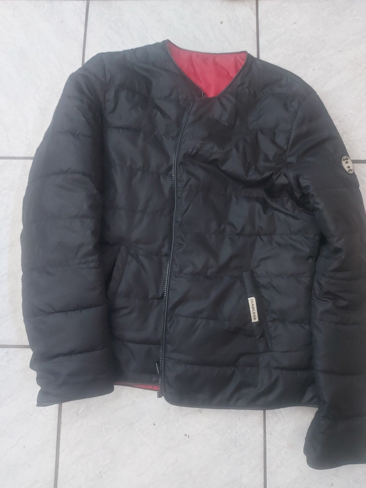 herfst jas wat je in twee kleuren kunt dragen nieuw, Kleding | Dames, Ophalen, Zo goed als nieuw, Maat 42/44 (L), Rood