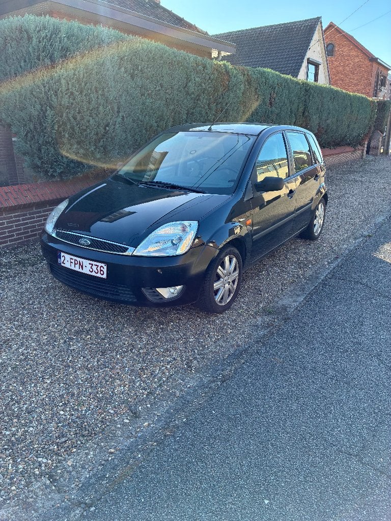 Ford Fiesta, Autos, 1097 kg, Beige, Entreprise, Boîte manuelle